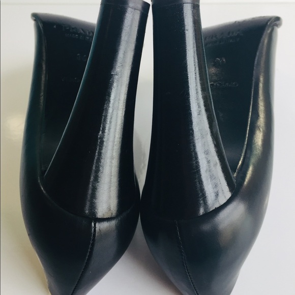 🚫 Pending ❌ Vintage Prada Black High Heels - Picture 7 of 8